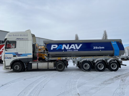 Tipper semi trailers